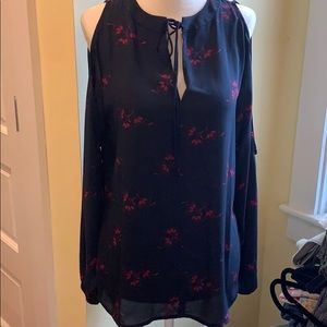 Loft Navy Cold Shoulder Red Floral LS Top Sz Small